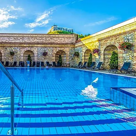 Kapitany Wellness 4*