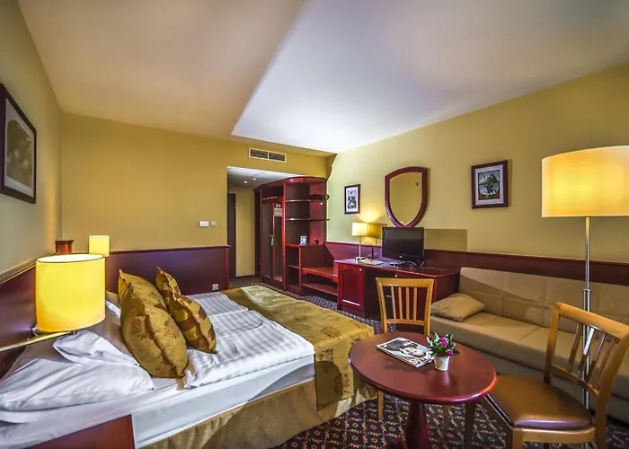 Kapitany Wellness 4*